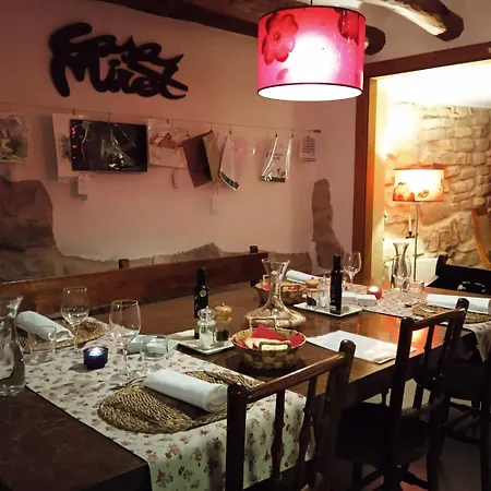 Casa Miret 乡村民宿 Vallvert de Queralt